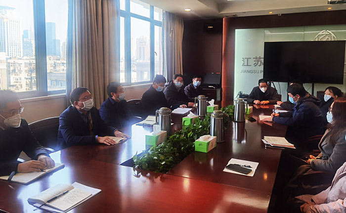 省社科联召开会议宣布省委及省委组织部多多28网页版党组领导调整的通知